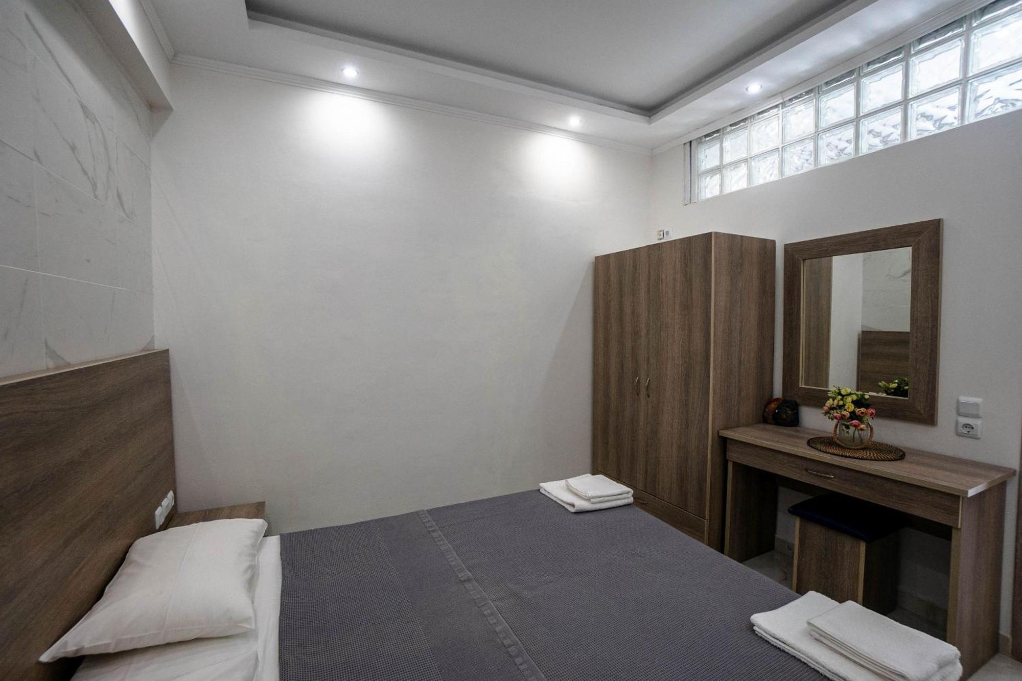 Golden Dolphin Studios&Apartments Alykes  Kamer foto